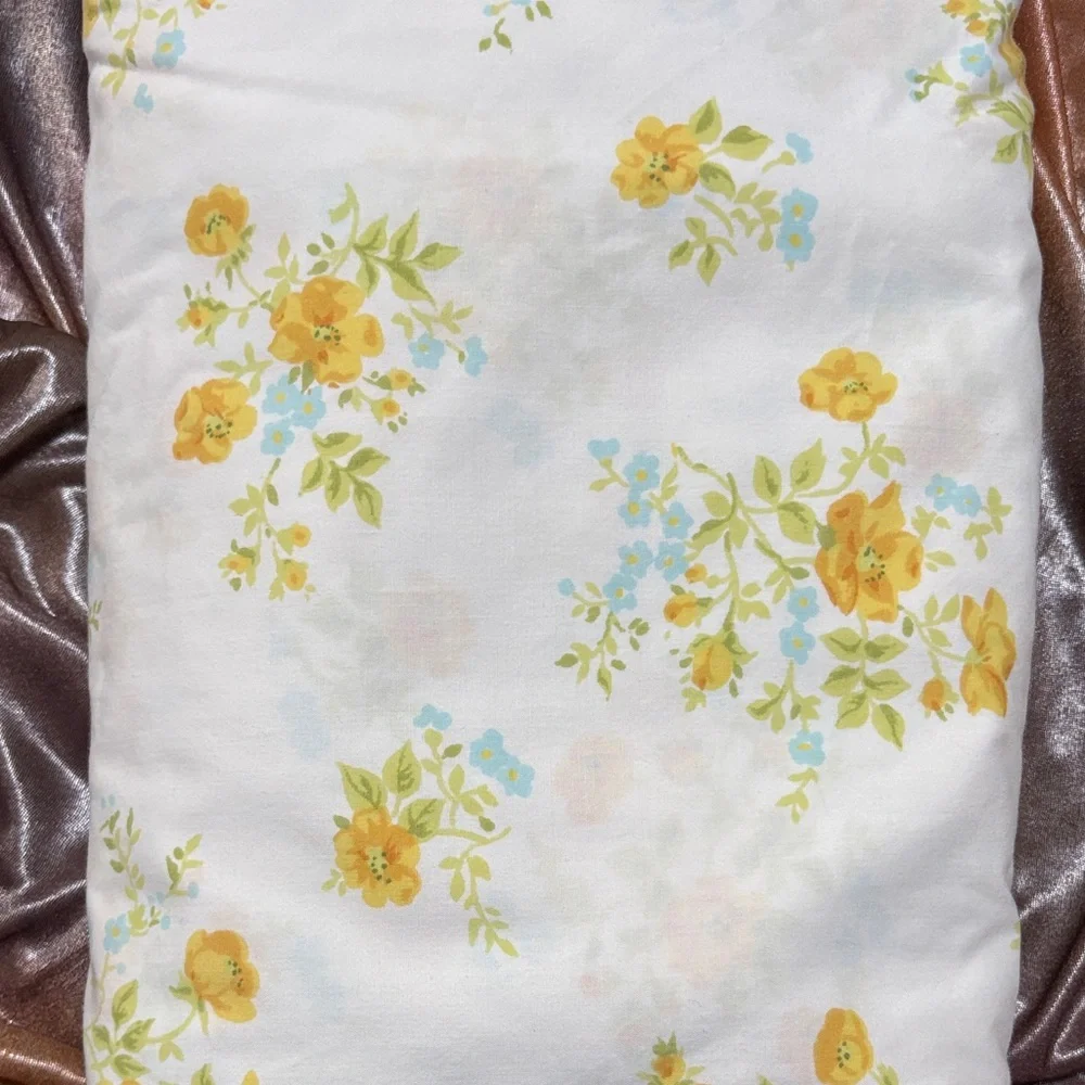Vintage full fitted Yellow Floral Cotton Fabric - White Background A5